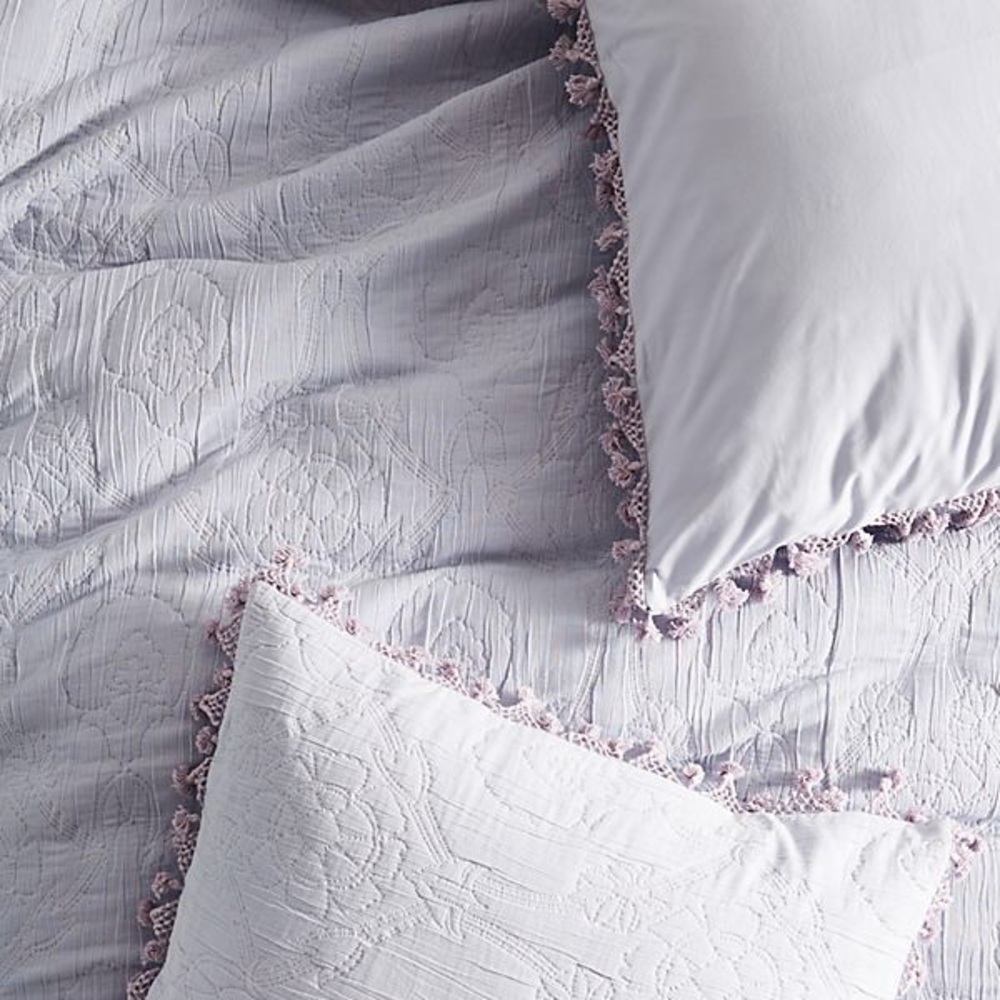 Anthropologie Oleada Duvet Cover (Queen) in Purple